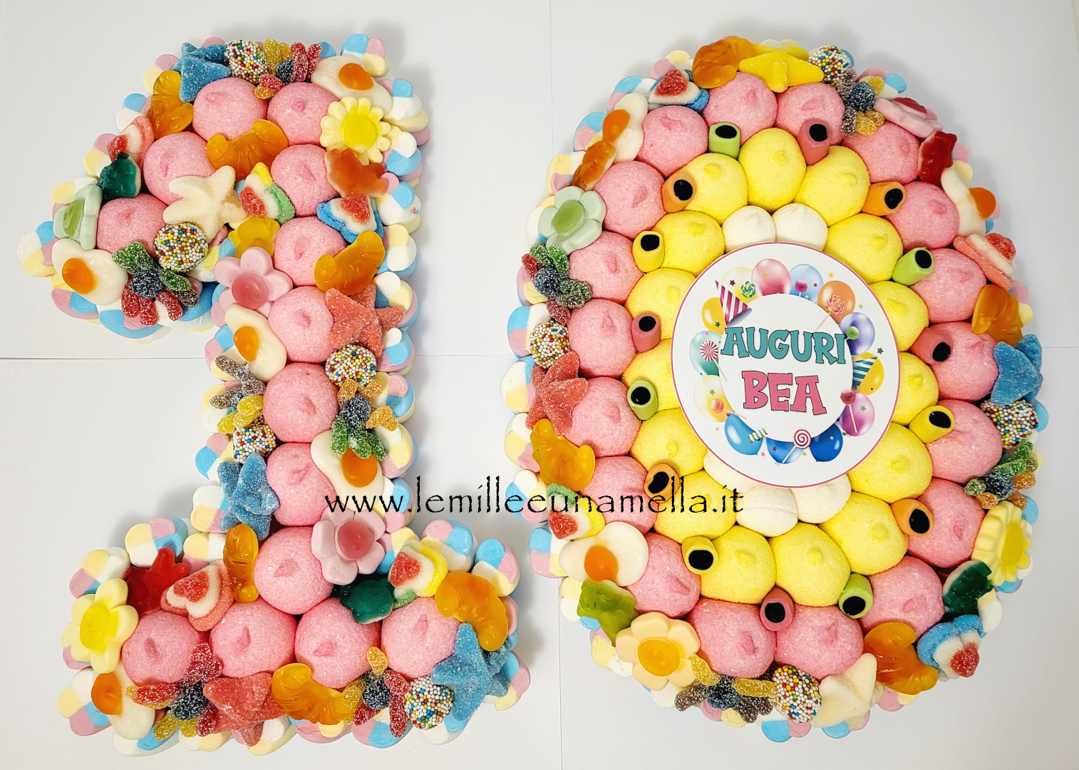 torta di caramelle e marshmallow a forma di numero per compleanno, vendita online Le Mille e una Mella