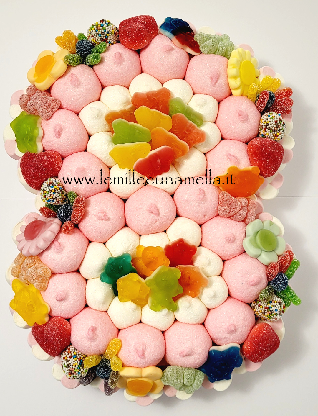 torta di caramelle e marshmallow a forma di numero per compleanno, vendita online Le Mille e una Mella