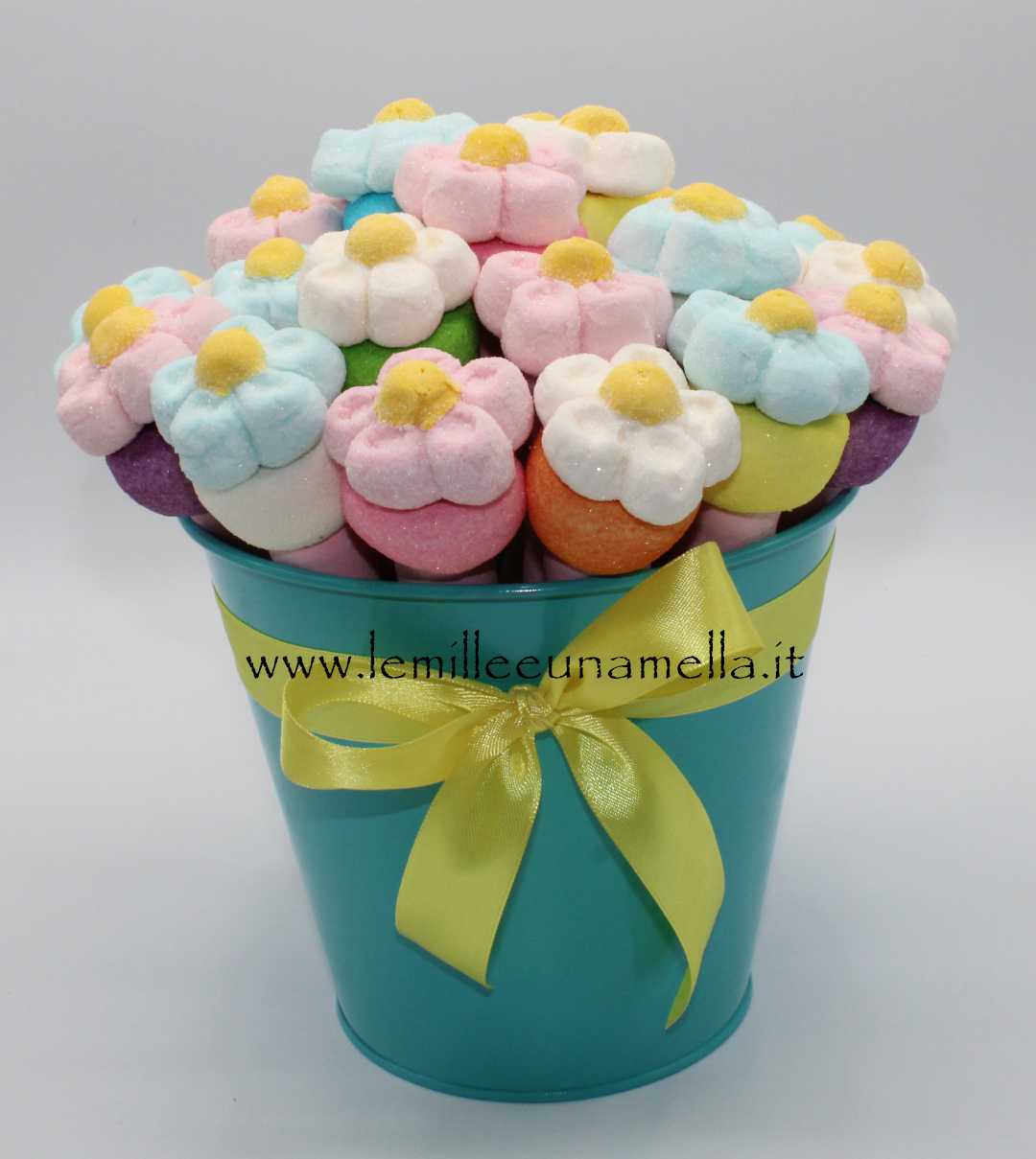 bouquet vaso marshmallow margherite fiori spiedini vendita online Le Mille e una Mella