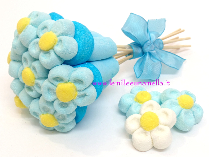 bouquet di marshmallow azzurro margherite vendita online