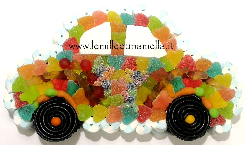 torta di caramelle e marshmallow a forma di macchina per compleanno, vendita online Le Mille e una Mella