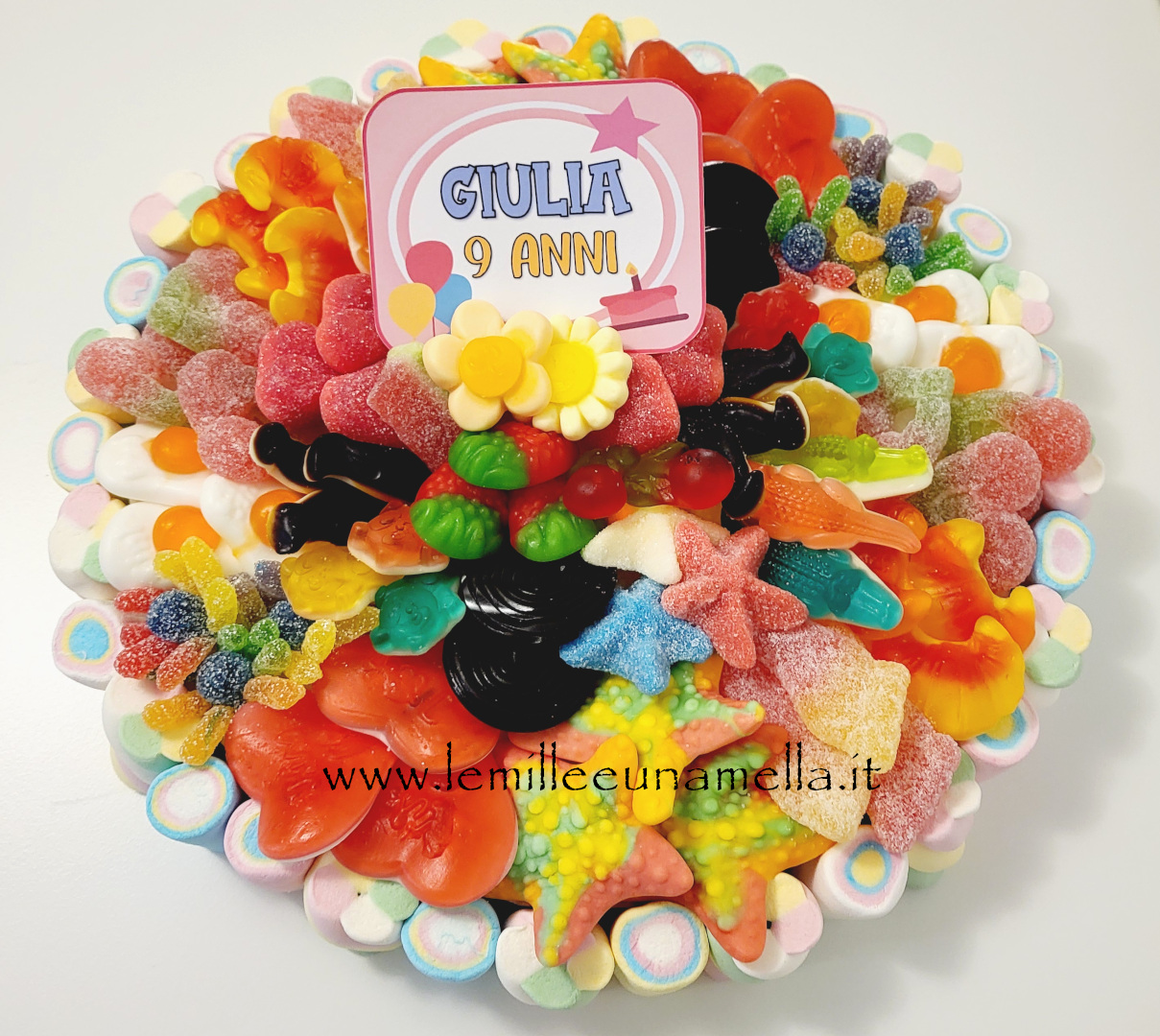 torta di caramelle e marshmallow per compleanno, vendita online Le Mille e una Mella