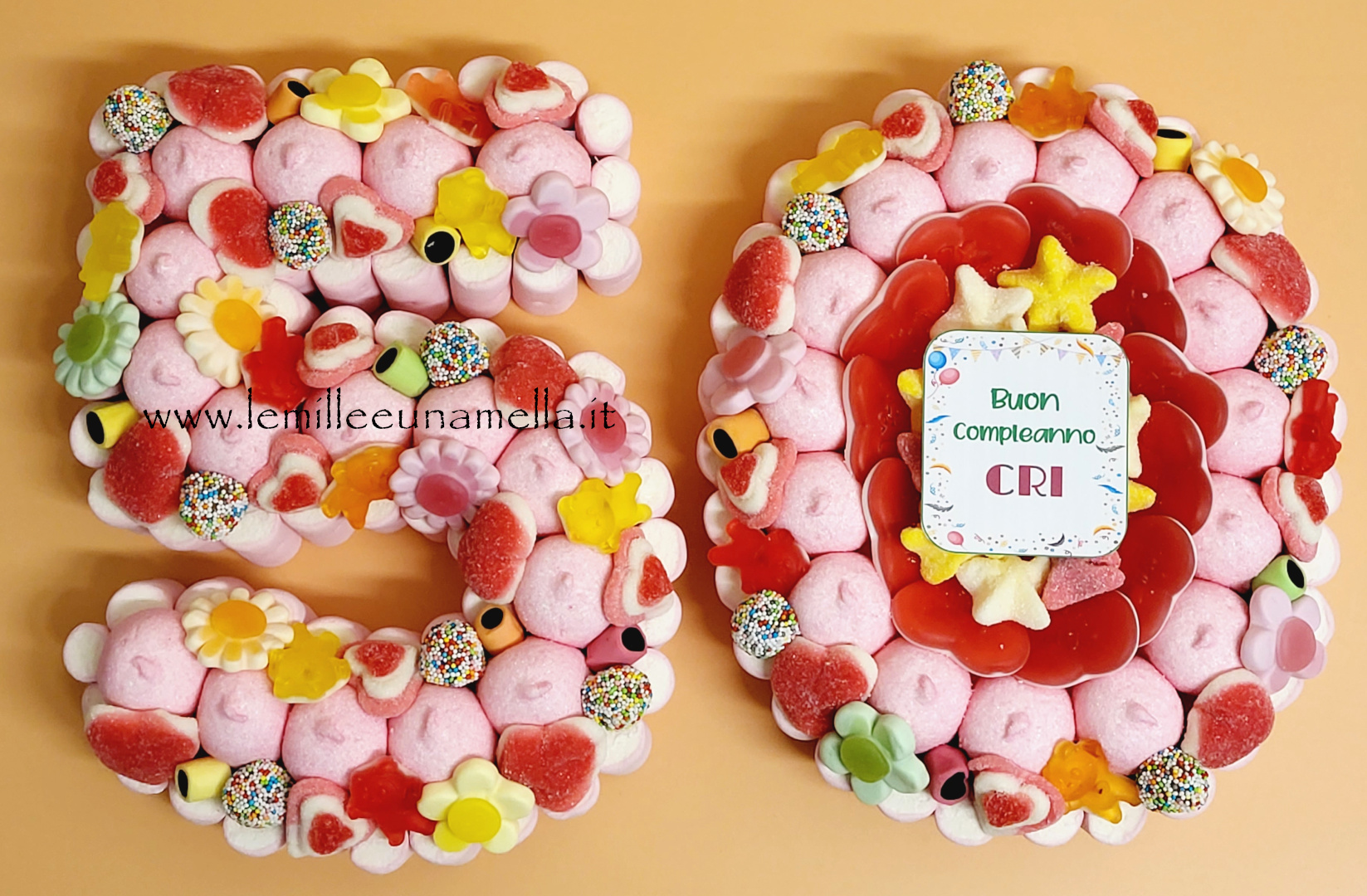 torta di caramelle compleanno numero 50 cinquanta vendita online Le Mille e una Mella